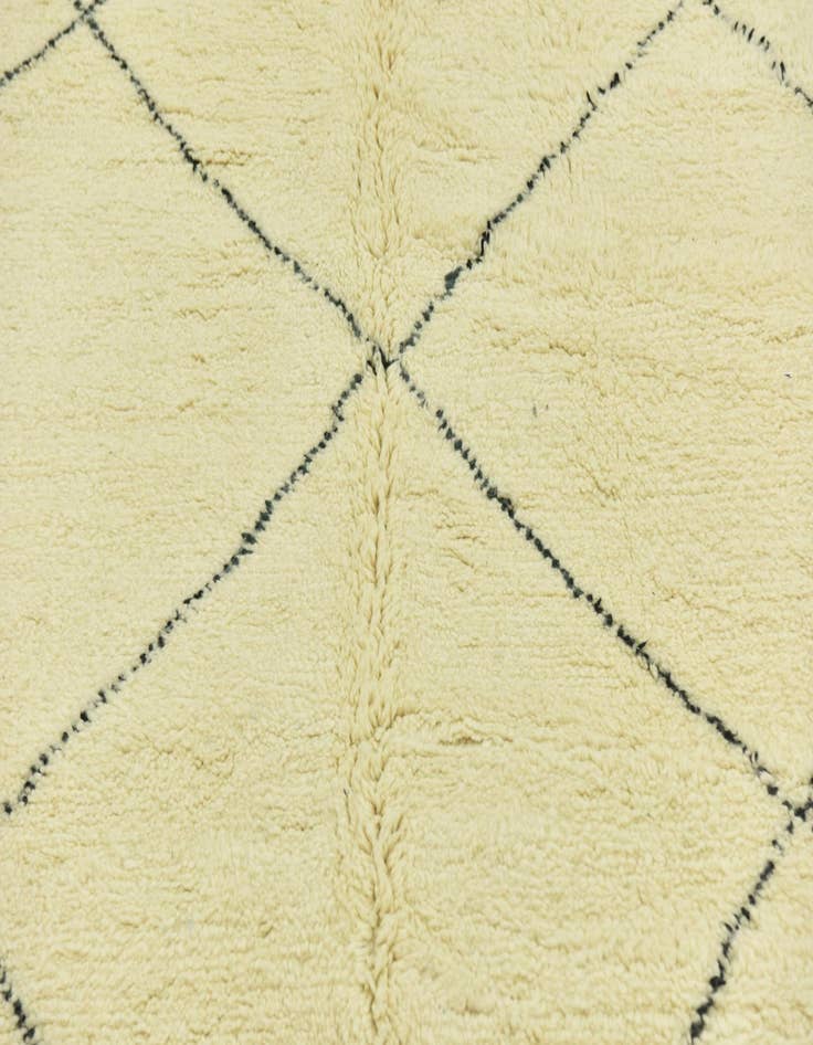 Detail image of  6' 6 x 9' 5  Hand Knotted Moroccan Wool Rug