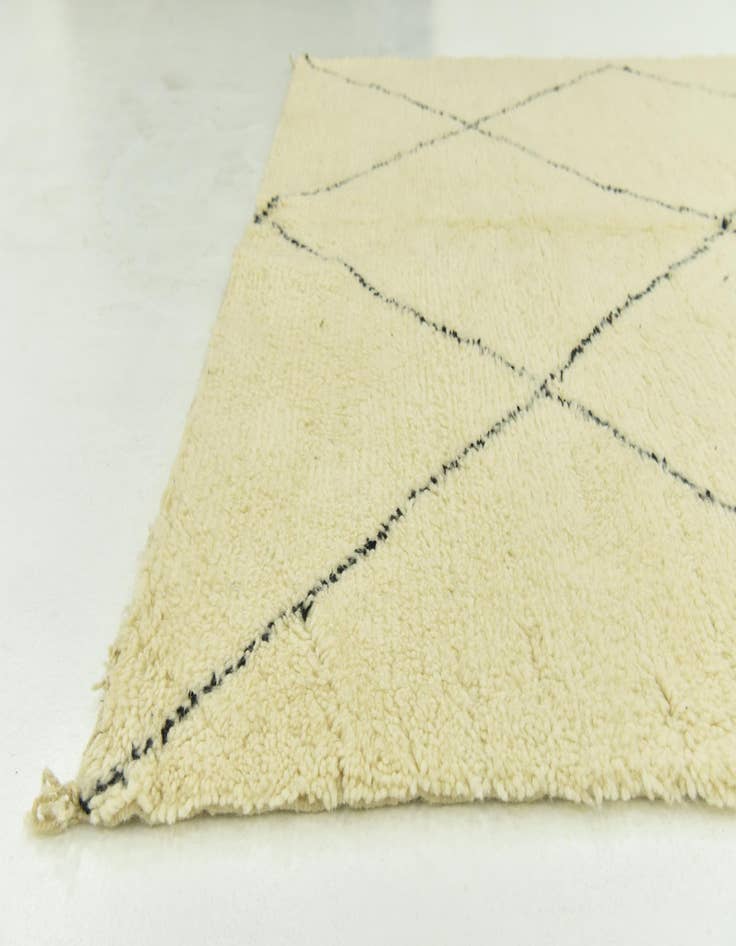 Detail image of  6' 6 x 9' 5  Hand Knotted Moroccan Wool Rug