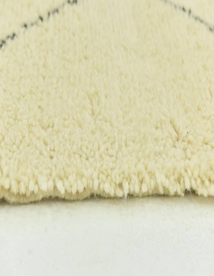 Detail image of  6' 6 x 9' 5  Hand Knotted Moroccan Wool Rug