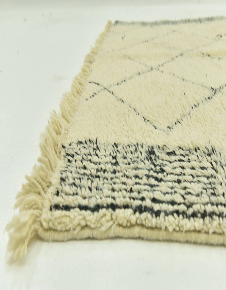 Detail image of  6' 6 x 10'  Hand Knotted Moroccan Wool Rug