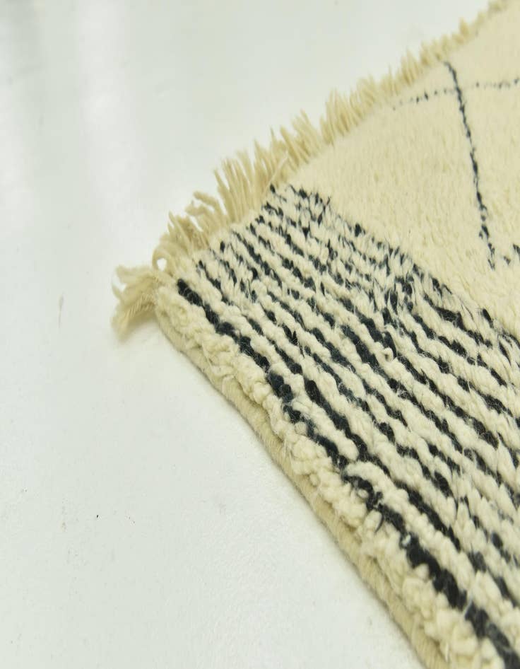 Detail image of  6' 6 x 10'  Hand Knotted Moroccan Wool Rug