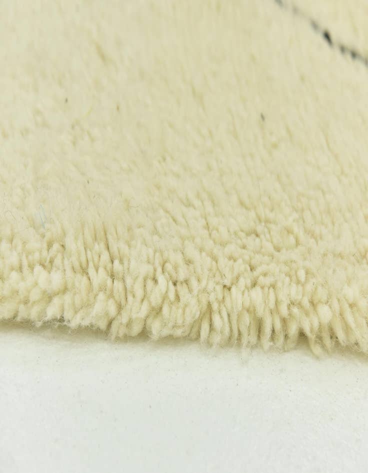 Detail image of  7' 1 x 9' 3  Hand Knotted Moroccan Wool Rug