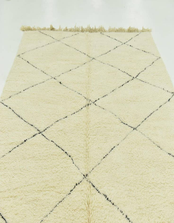 Detail image of  6' 10 x 10' 6  Hand Knotted Moroccan Wool Rug