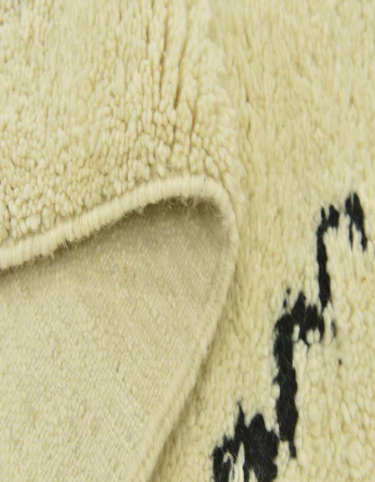 Detail image of  6' 10 x 9' 4  Hand Knotted Moroccan Wool Rug