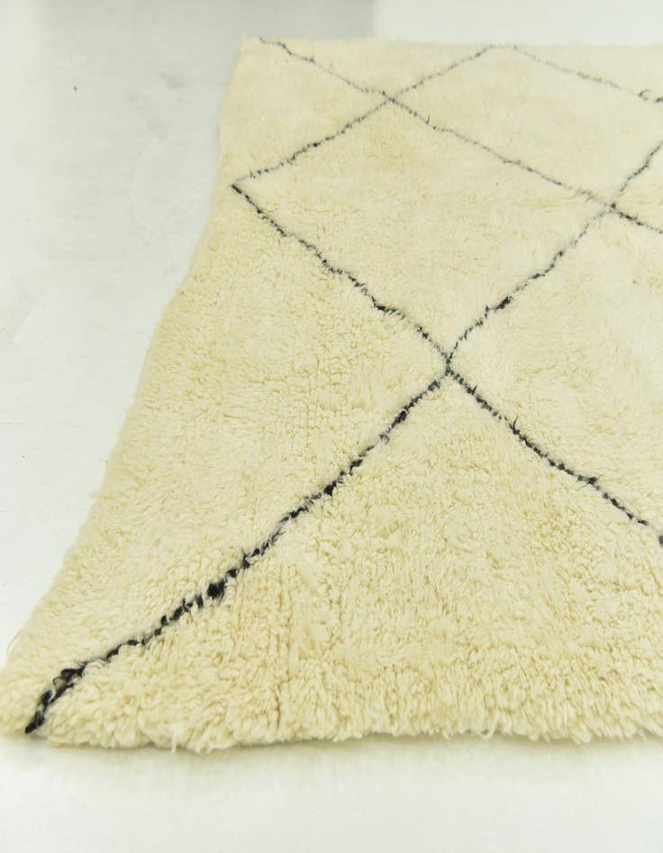 Detail image of  6' 10 x 10' 6  Hand Knotted Moroccan Wool Rug