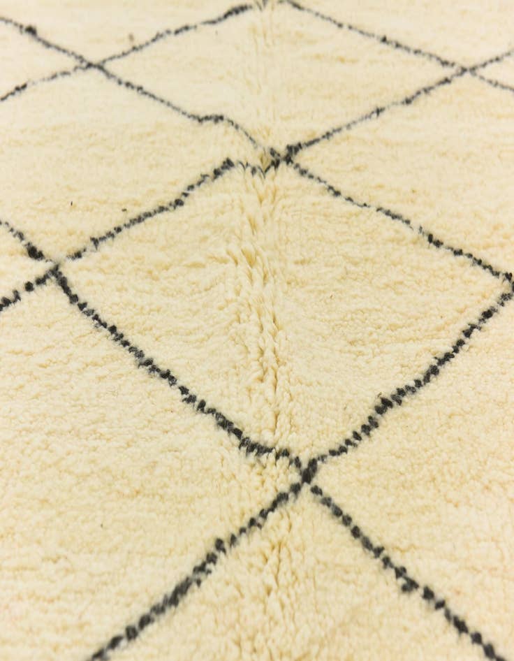 Detail image of  5' 11 x 7' 7  Hand Knotted Moroccan Wool Rug