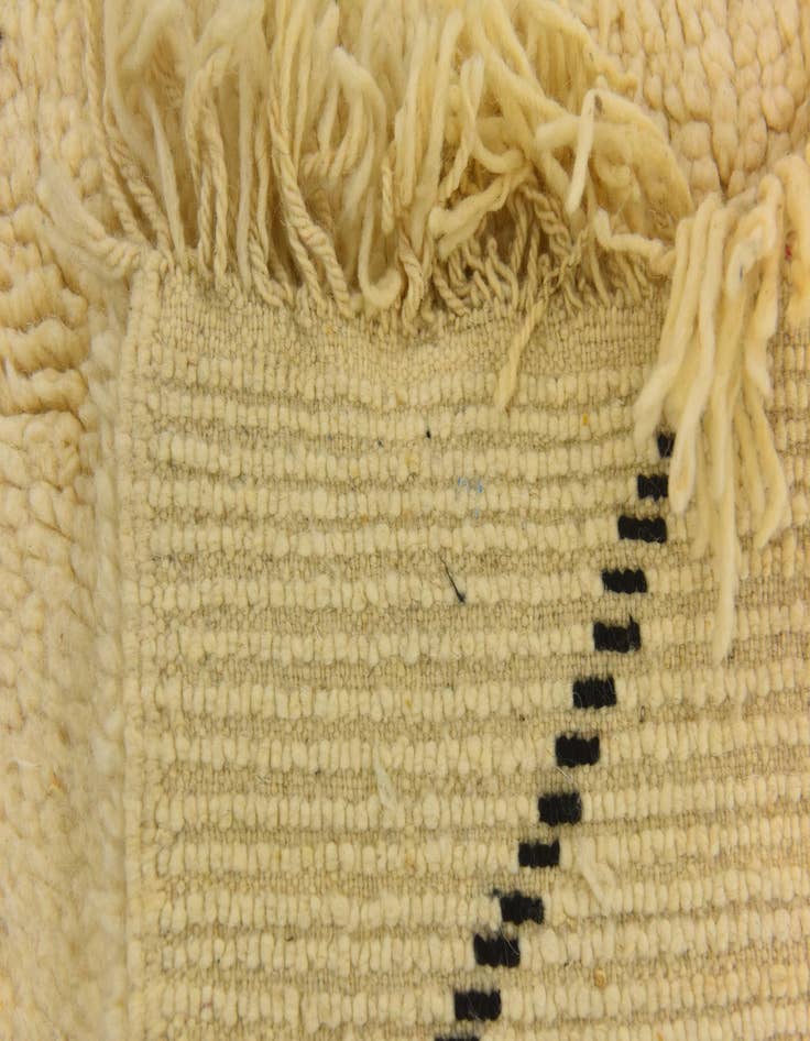 Detail image of  7' 1 x 9' 2  Hand Knotted Moroccan Wool Rug