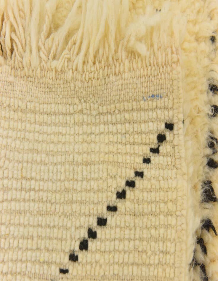 Detail image of  7' 1 x 9' 9  Hand Knotted Moroccan Wool Rug