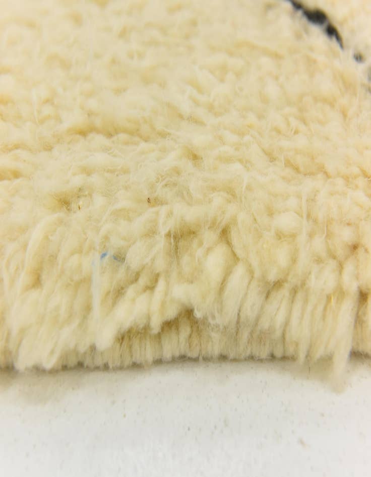 Detail image of  7' 1 x 9' 9  Hand Knotted Moroccan Wool Rug