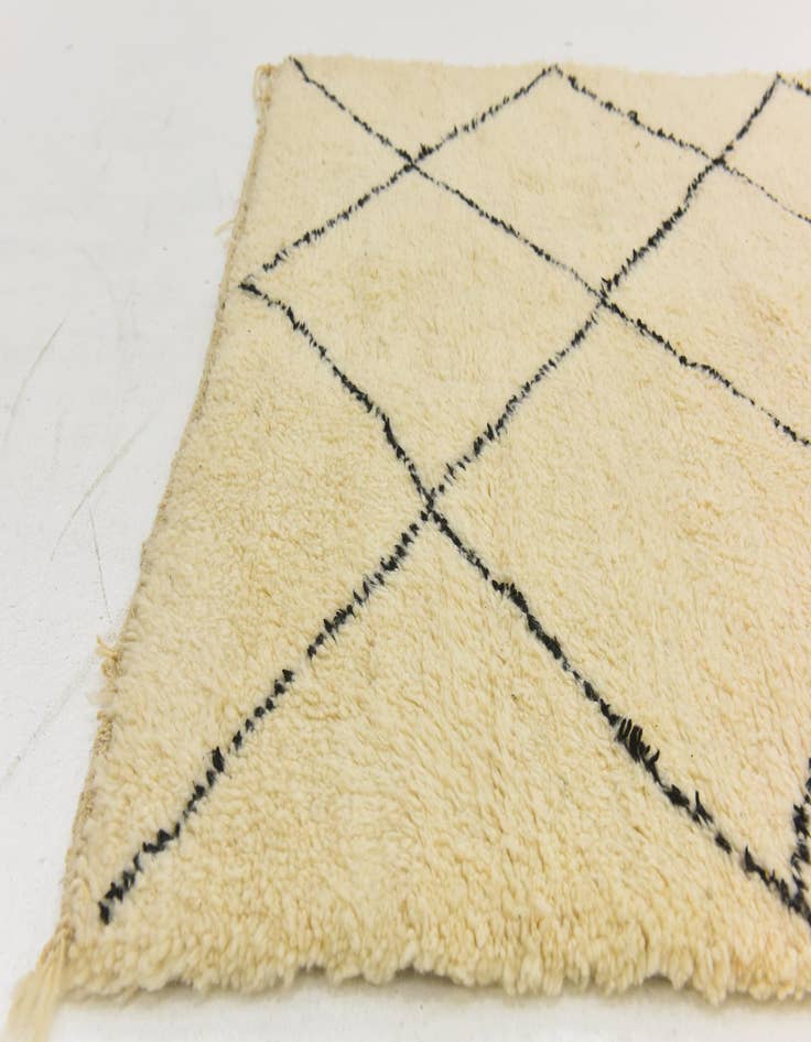 Detail image of  5' 2 x 8' 6  Hand Knotted Moroccan Wool Rug