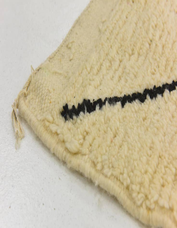 Detail image of  6' 5 x 9' 5  Hand Knotted Moroccan Wool Rug