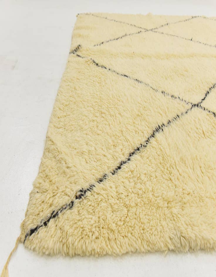 Detail image of  8' 5 x 11' 6  Hand Knotted Moroccan Wool Rug