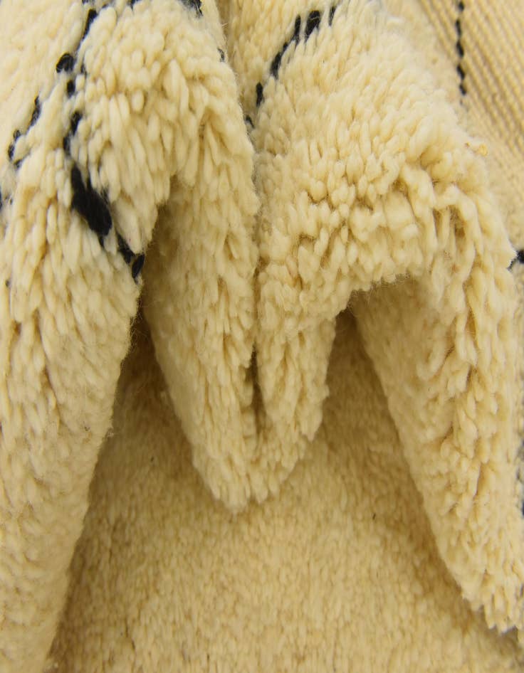 Detail image of  8' 8 x 11' 8  Hand Knotted Moroccan Wool Rug