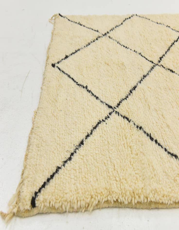 Detail image of  4' 10 x 8' 5  Hand Knotted Moroccan Wool Rug