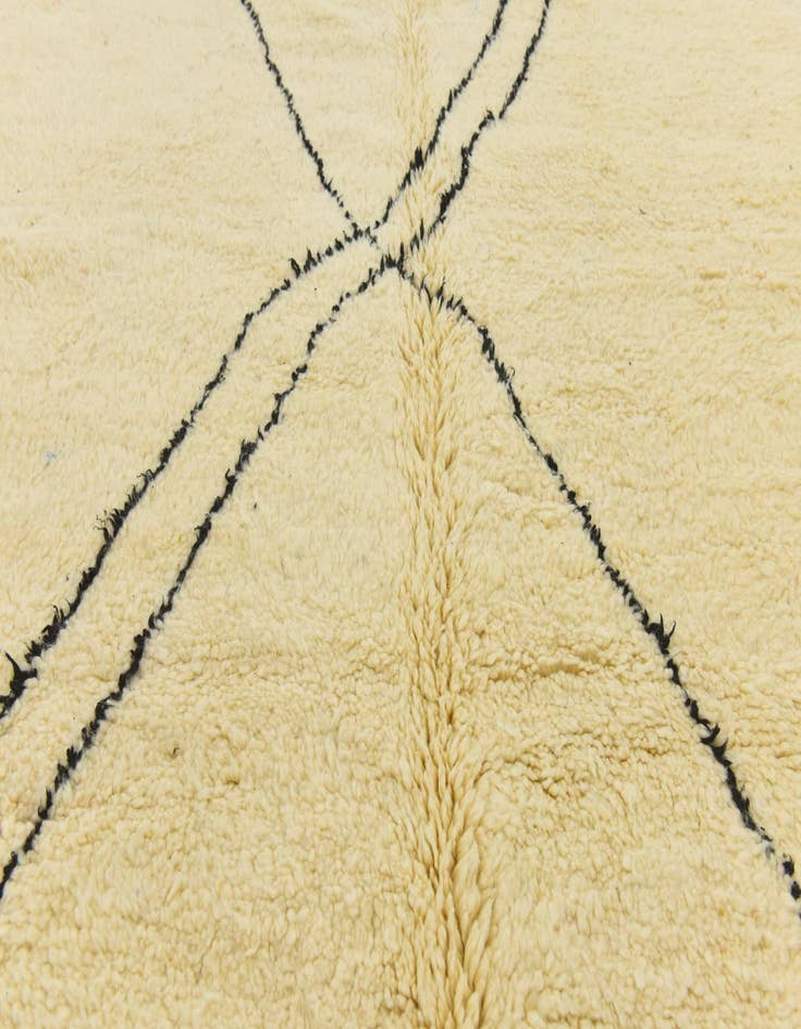 Detail image of  6' 11 x 9' 5  Hand Knotted Moroccan Wool Rug
