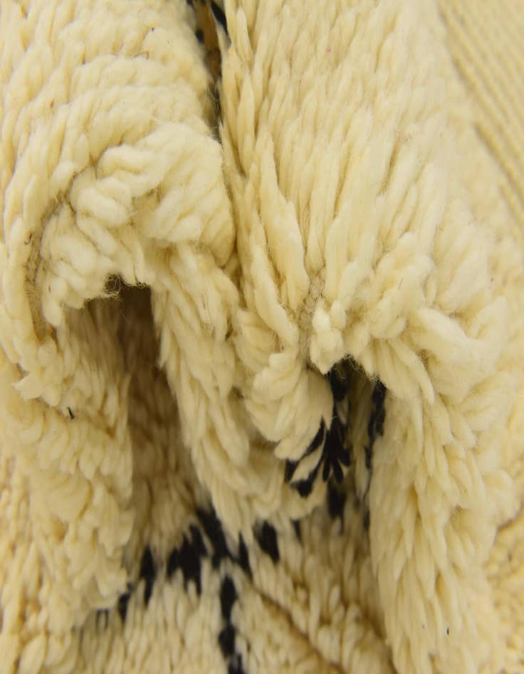 Detail image of  6' 10 x 10' 4  Hand Knotted Moroccan Wool Rug