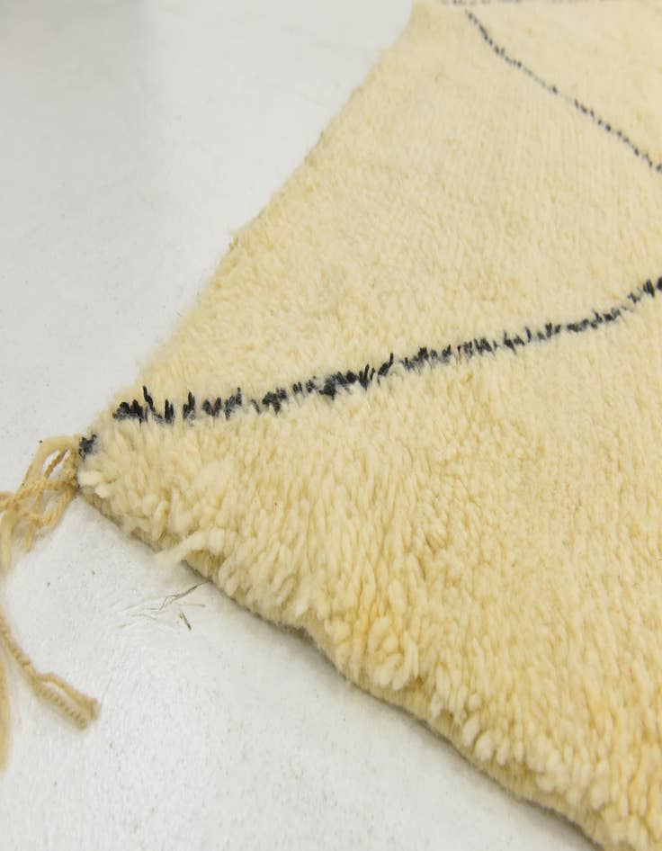 Detail image of  6' 10 x 10'  Hand Knotted Moroccan Wool Rug