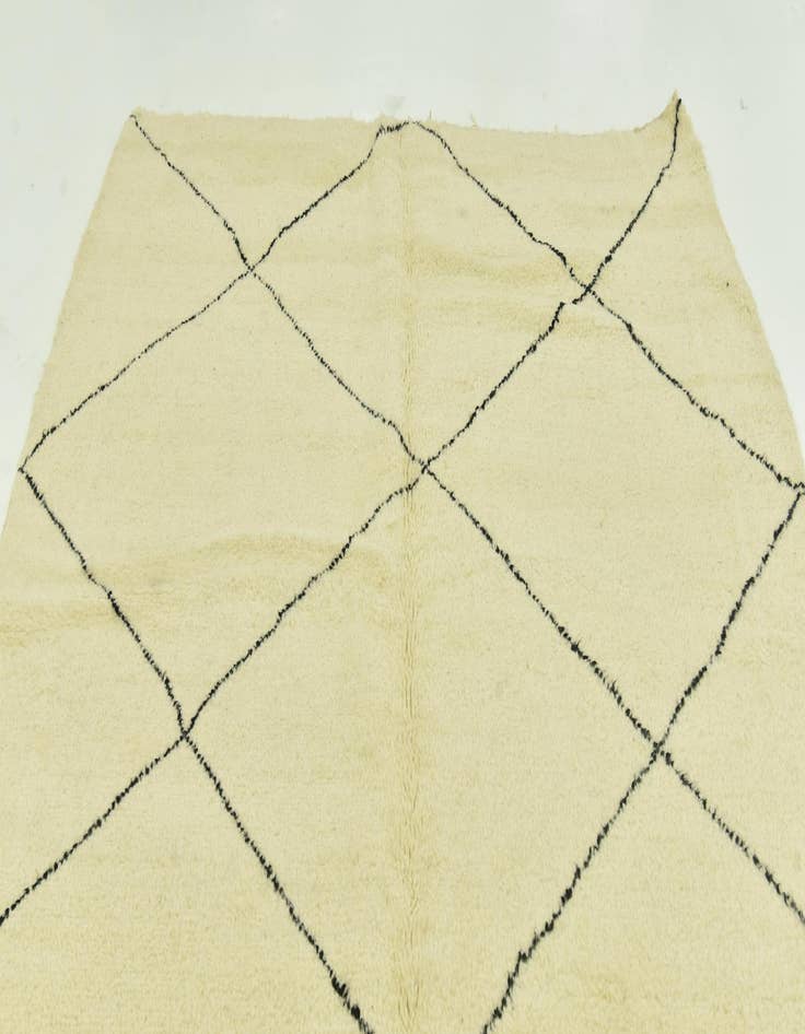 Detail image of  7' 2 x 9' 8  Hand Knotted Moroccan Wool Rug