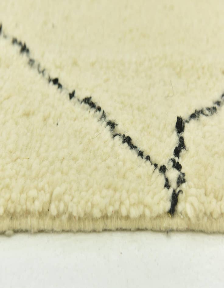 Detail image of  7' 2 x 9' 8  Hand Knotted Moroccan Wool Rug