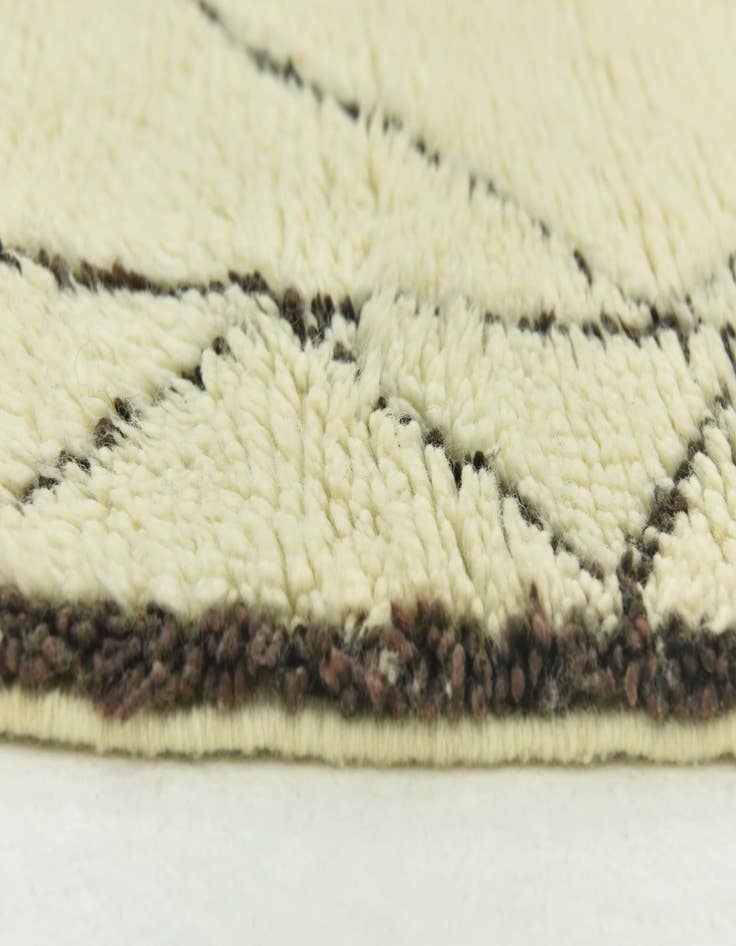 Detail image of  7' 4 x 10'  Hand Knotted Moroccan Wool Rug