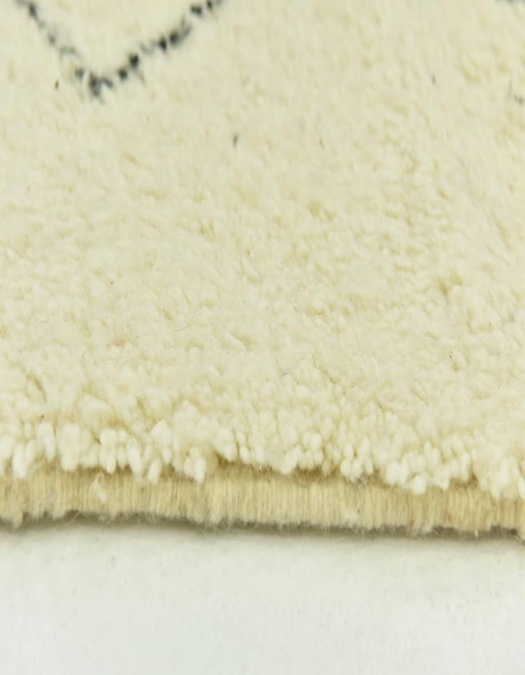 Detail image of  6' 10 x 10'  Hand Knotted Moroccan Wool Rug