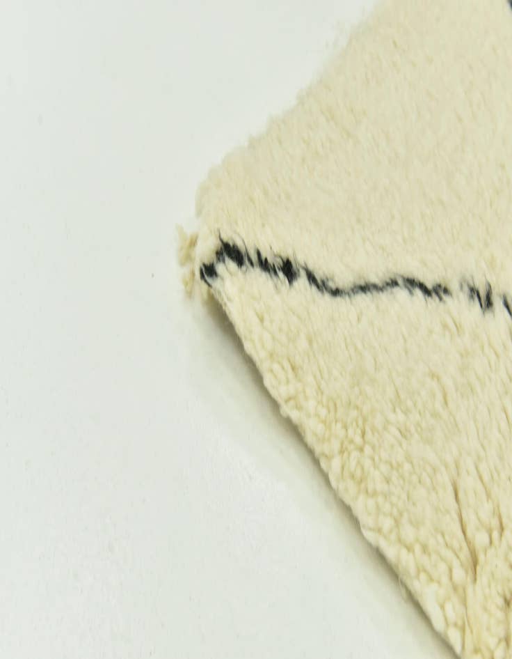 Detail image of  6' 9 x 10' 2  Hand Knotted Moroccan Wool Rug