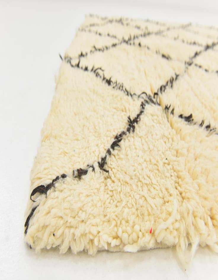 Detail image of  5' 2 x 8' 5  Hand Knotted Moroccan Wool Rug