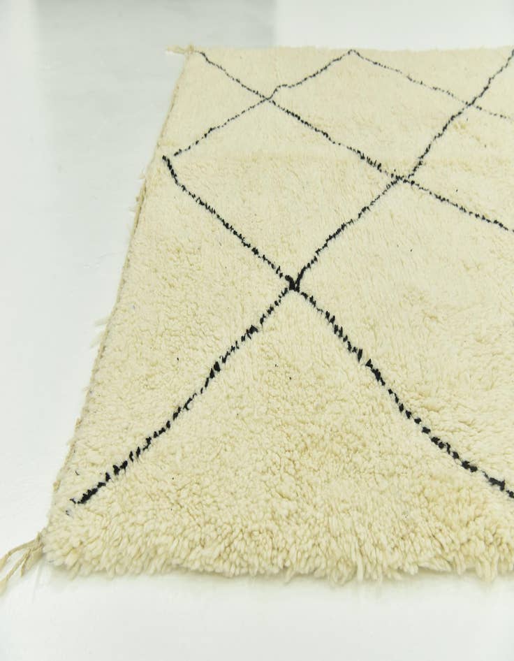 Detail image of  6' 9 x 10' 2  Hand Knotted Moroccan Wool Rug