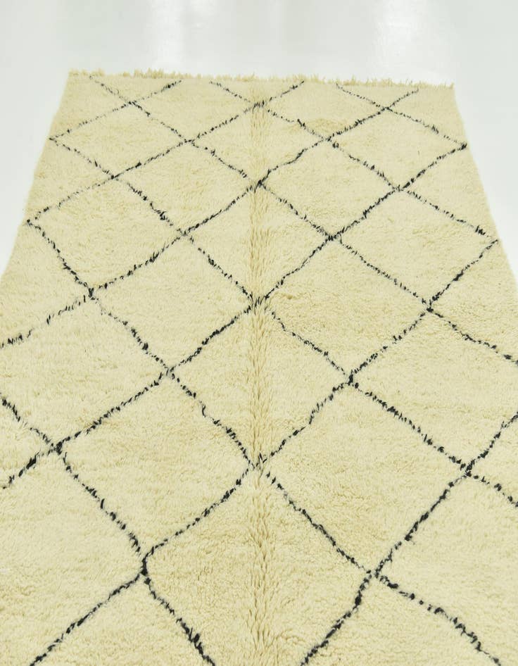 Detail image of  7' 2 x 9' 9  Hand Knotted Moroccan Wool Rug