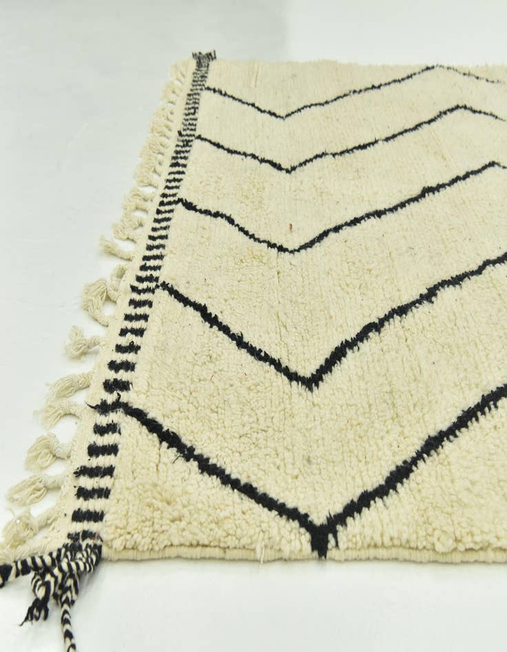 Detail image of  5' 10 x 10' 5  Hand Knotted Moroccan Wool Rug