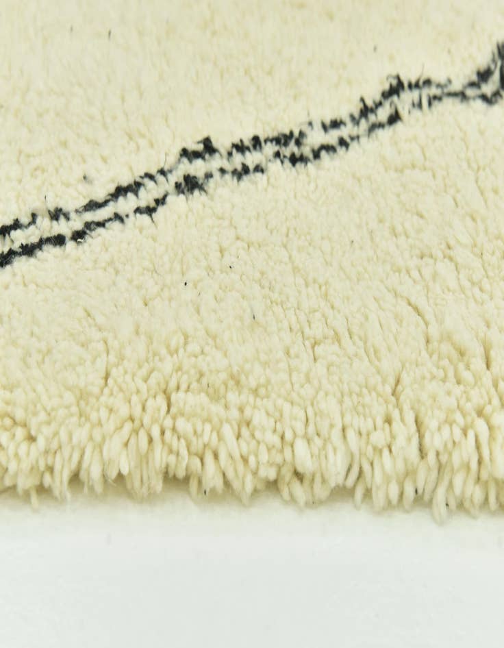 Detail image of  5' 6 x 8' 8  Hand Knotted Moroccan Wool Rug