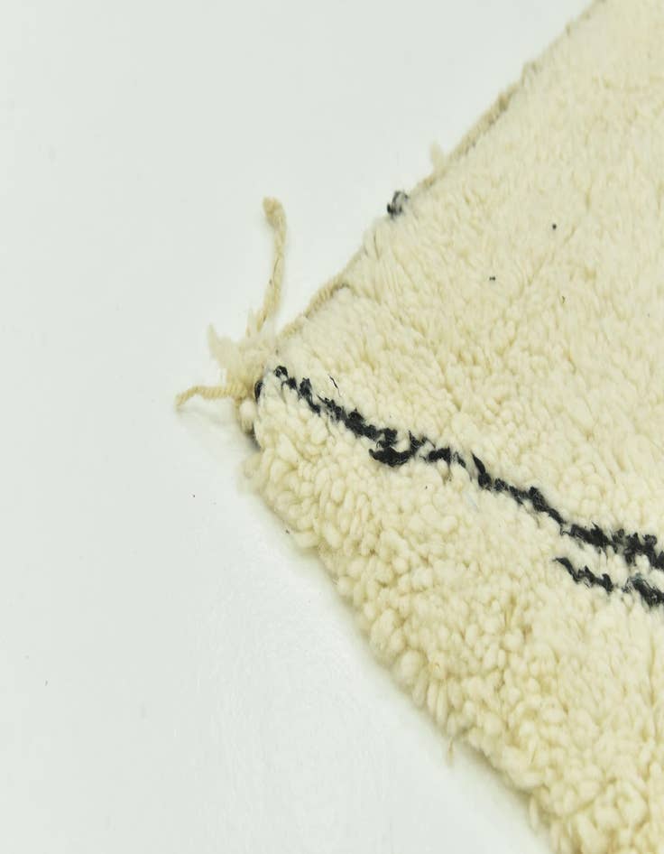 Detail image of  5' 6 x 8' 8  Hand Knotted Moroccan Wool Rug