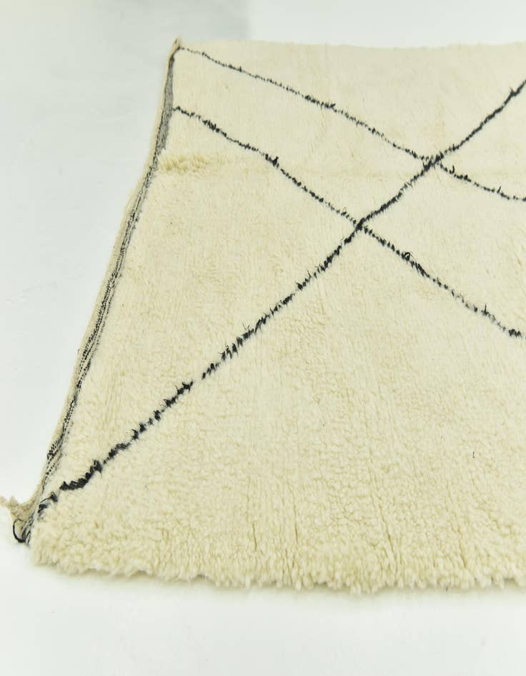 Detail image of  6' 5 x 9' 3  Hand Knotted Moroccan Wool Rug