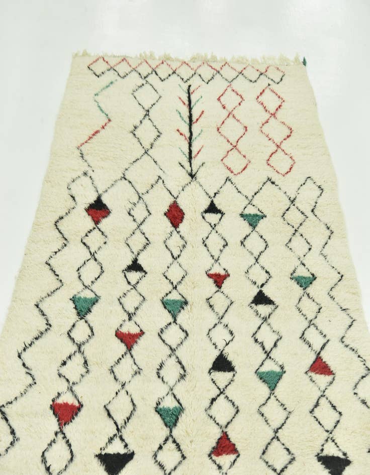 Detail image of  5' x 9' 2  Hand Knotted Moroccan Wool Rug