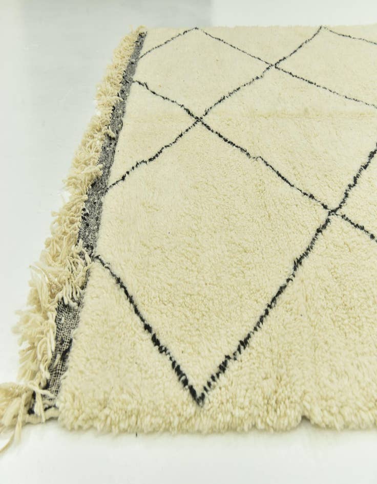 Detail image of  7' x 10'  Hand Knotted Moroccan Wool Rug