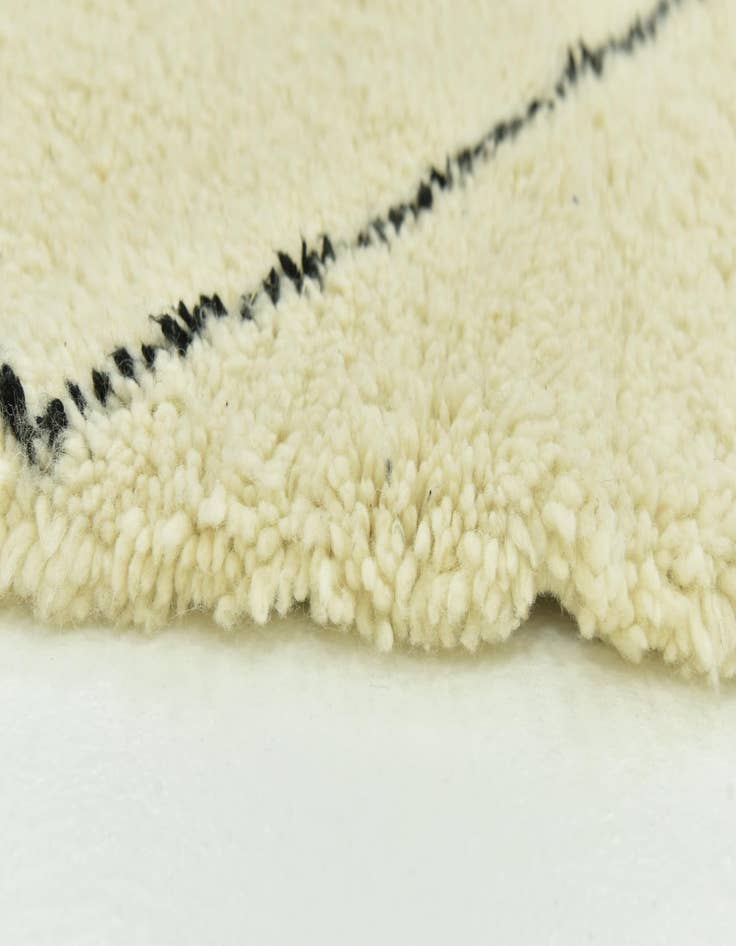 Detail image of  7' x 10'  Hand Knotted Moroccan Wool Rug