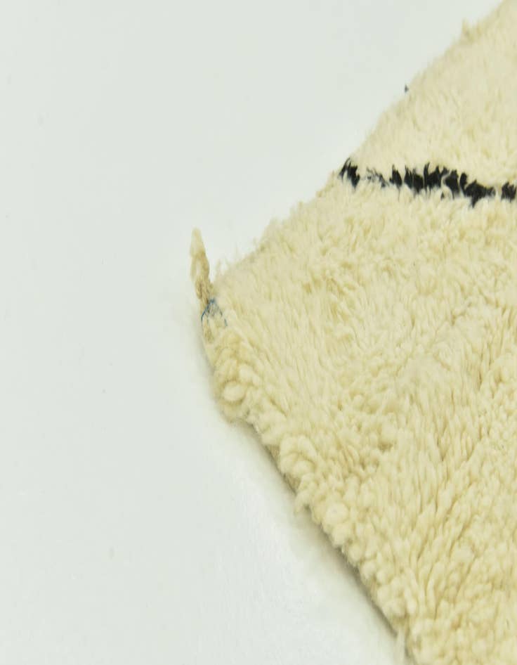 Detail image of  7' x 9' 5  Hand Knotted Moroccan Wool Rug