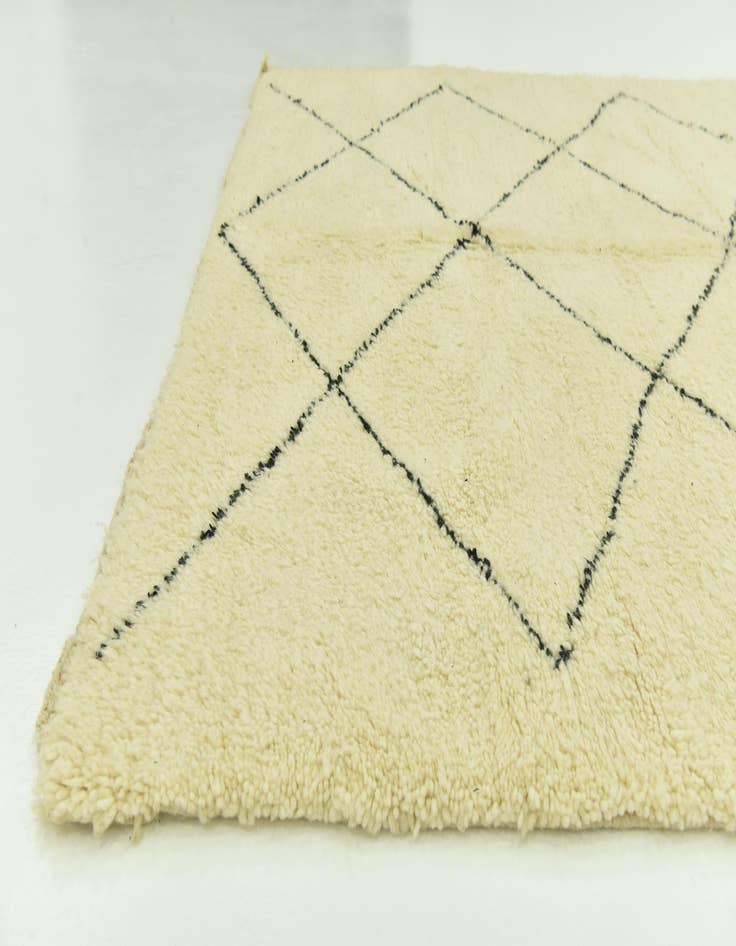 Detail image of  6' 9 x 10'  Hand Knotted Moroccan Wool Rug