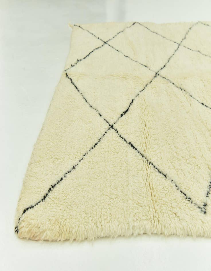 Detail image of  6' 8 x 9'  Hand Knotted Moroccan Wool Rug