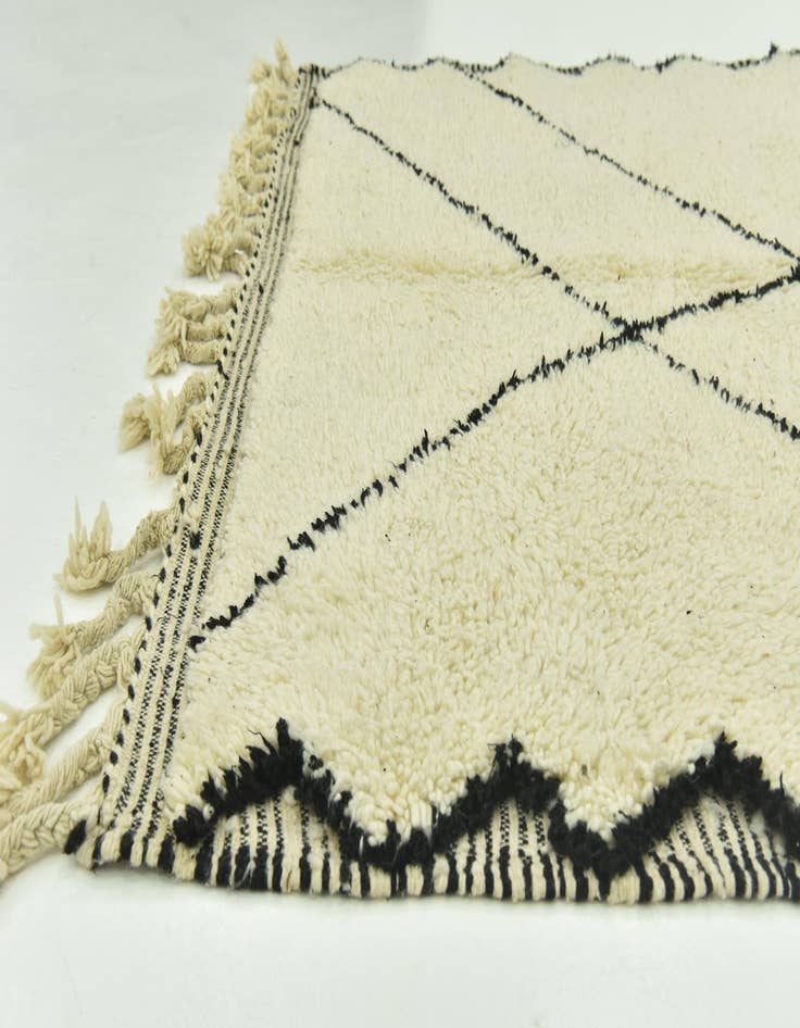 Detail image of  5' 5 x 8' 6  Hand Knotted Moroccan Wool Rug