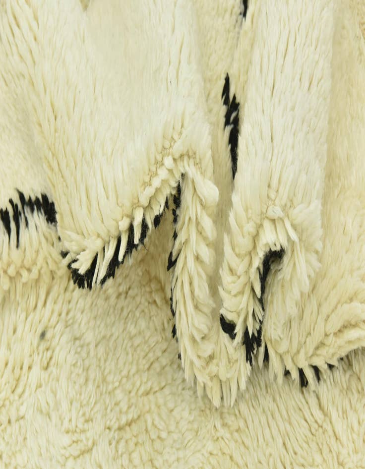 Detail image of  6' 6 x 9' 7  Hand Knotted Moroccan Wool Rug