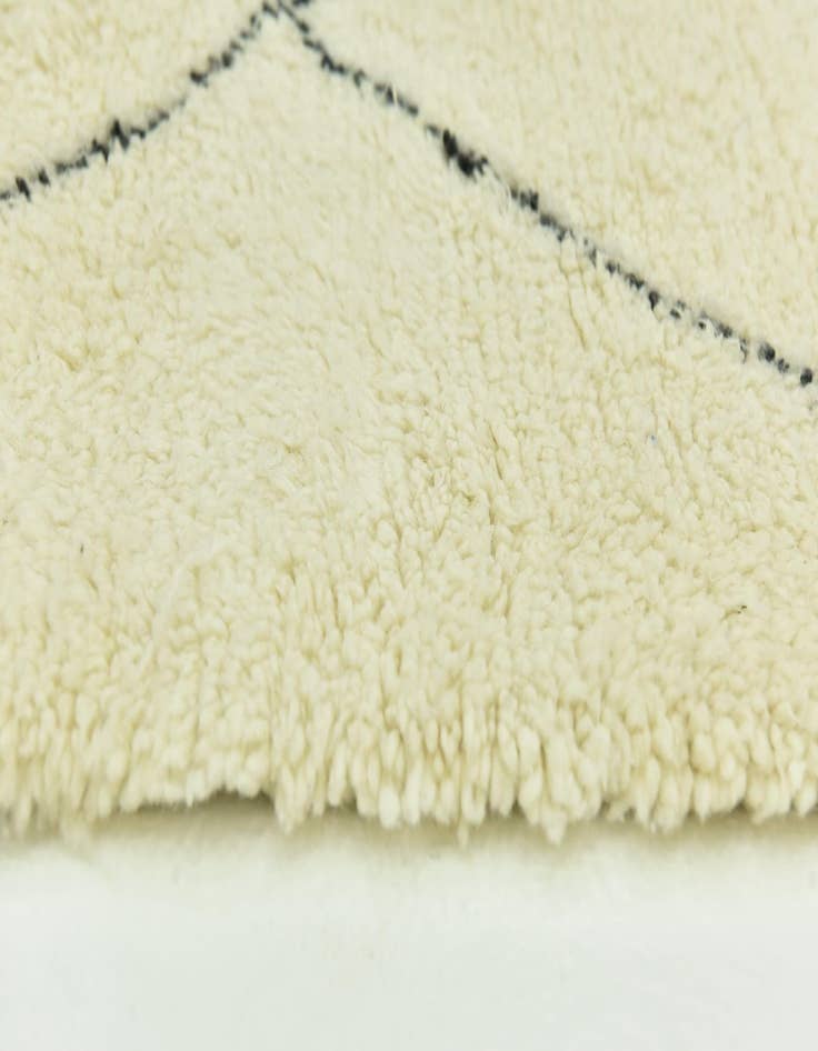 Detail image of  6' 6 x 9' 2  Hand Knotted Moroccan Wool Rug