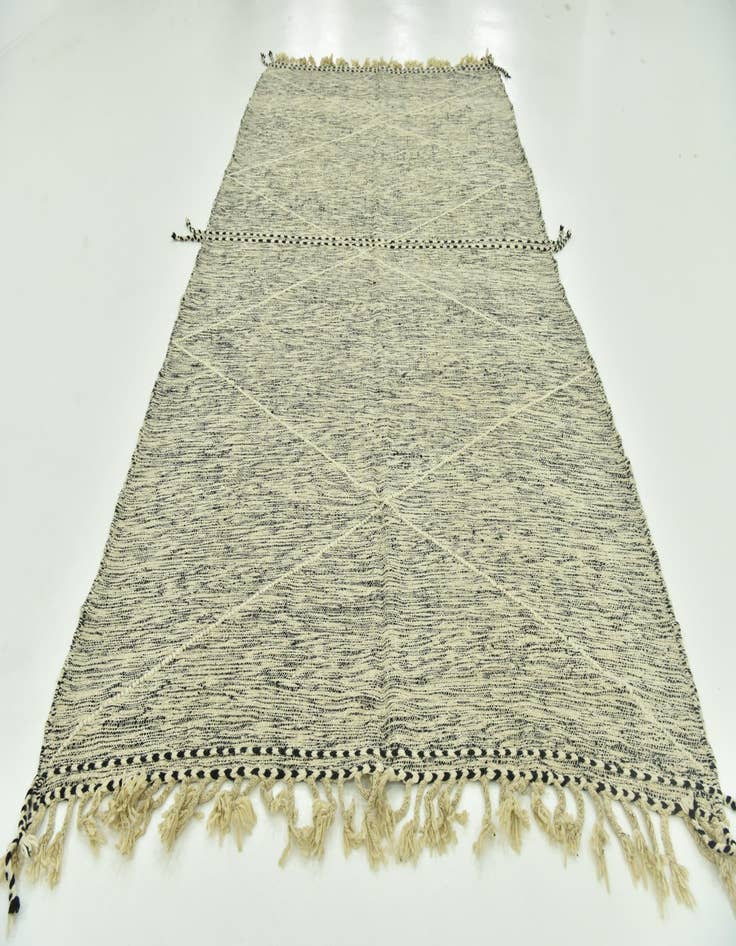 Detail image of  6' 8 x 12' 8  Hand Knotted Moroccan Wool Rug