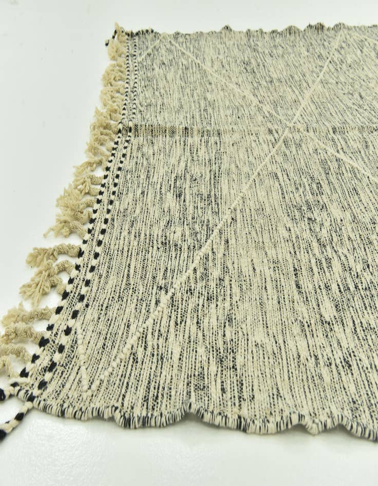 Detail image of  6' 8 x 12' 8  Hand Knotted Moroccan Wool Rug