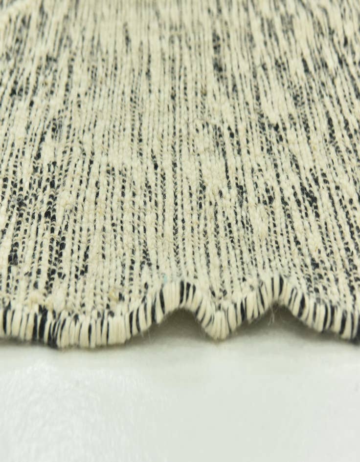 Detail image of  6' 8 x 12' 8  Hand Knotted Moroccan Wool Rug