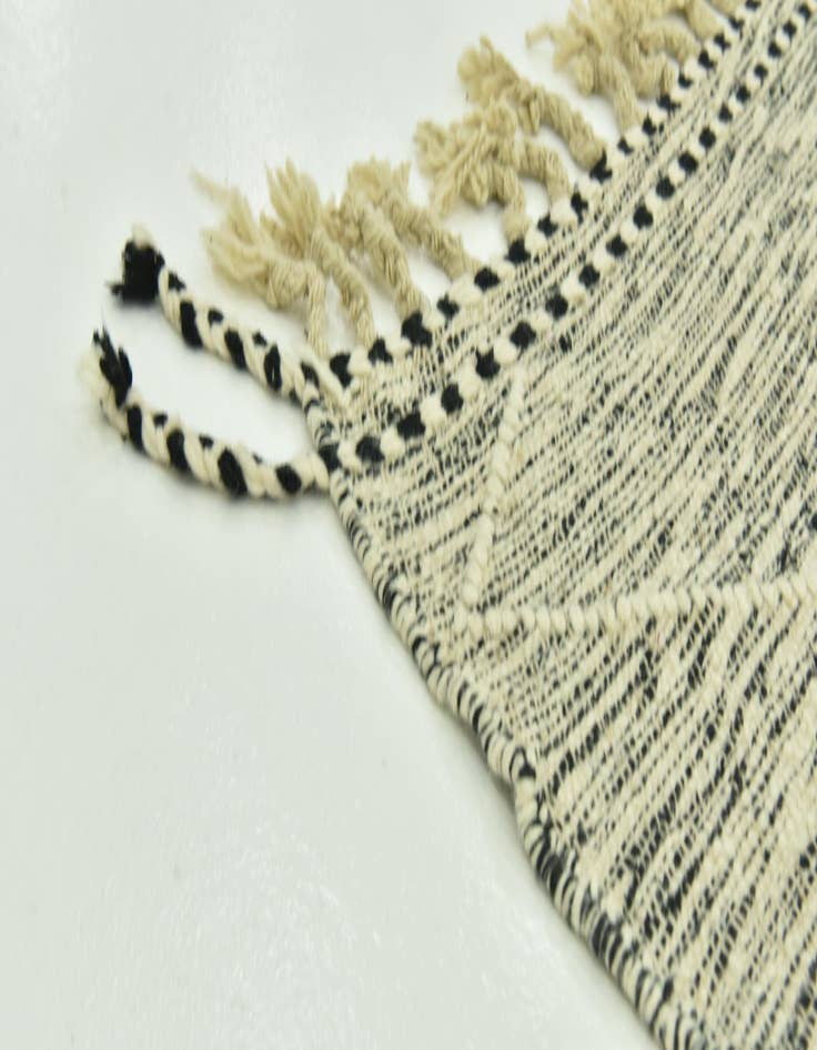 Detail image of  6' 8 x 12' 8  Hand Knotted Moroccan Wool Rug