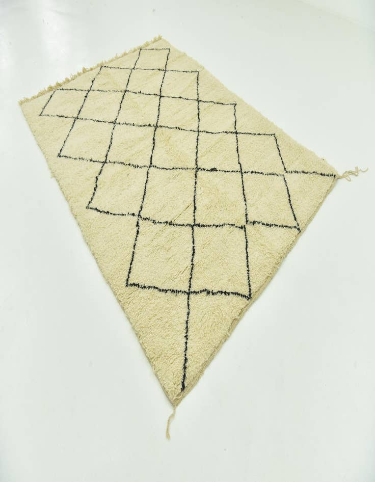 Detail image of  6' 8 x 9' 2  Hand Knotted Moroccan Wool Rug