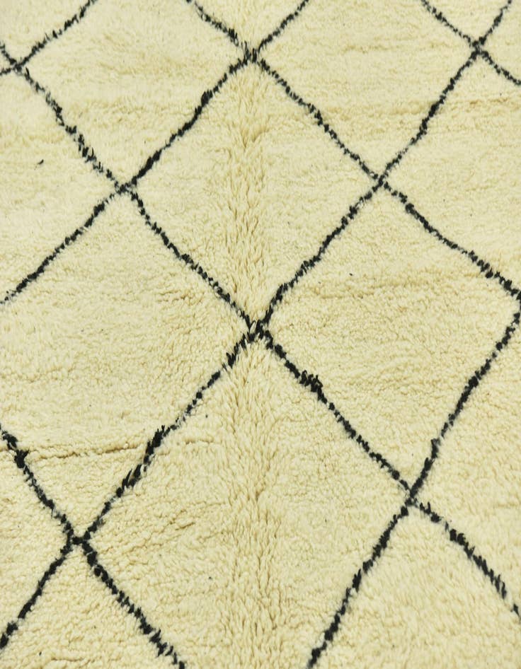 Detail image of  6' 8 x 9' 2  Hand Knotted Moroccan Wool Rug