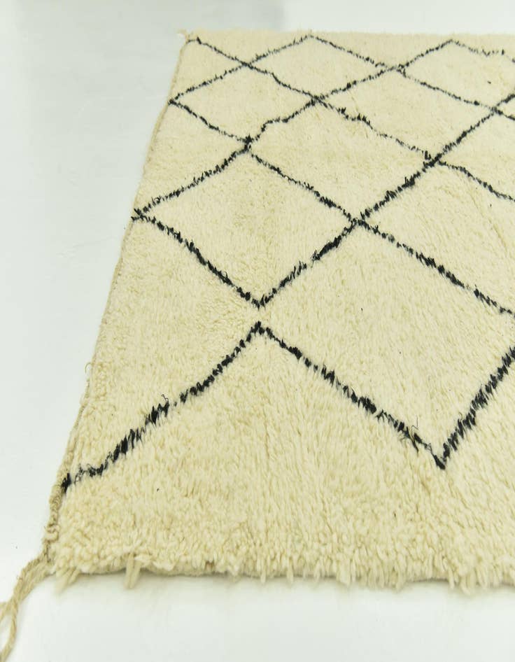 Detail image of  6' 8 x 9' 2  Hand Knotted Moroccan Wool Rug