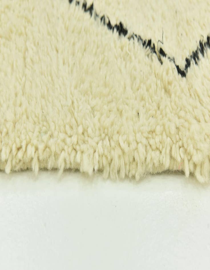 Detail image of  6' 8 x 9' 2  Hand Knotted Moroccan Wool Rug